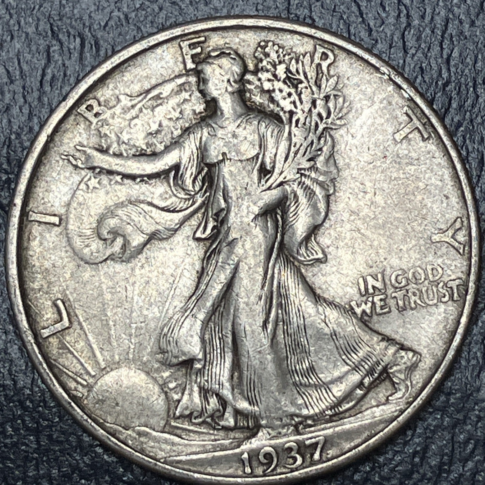 1937 50C Walking Liberty Half Dollar