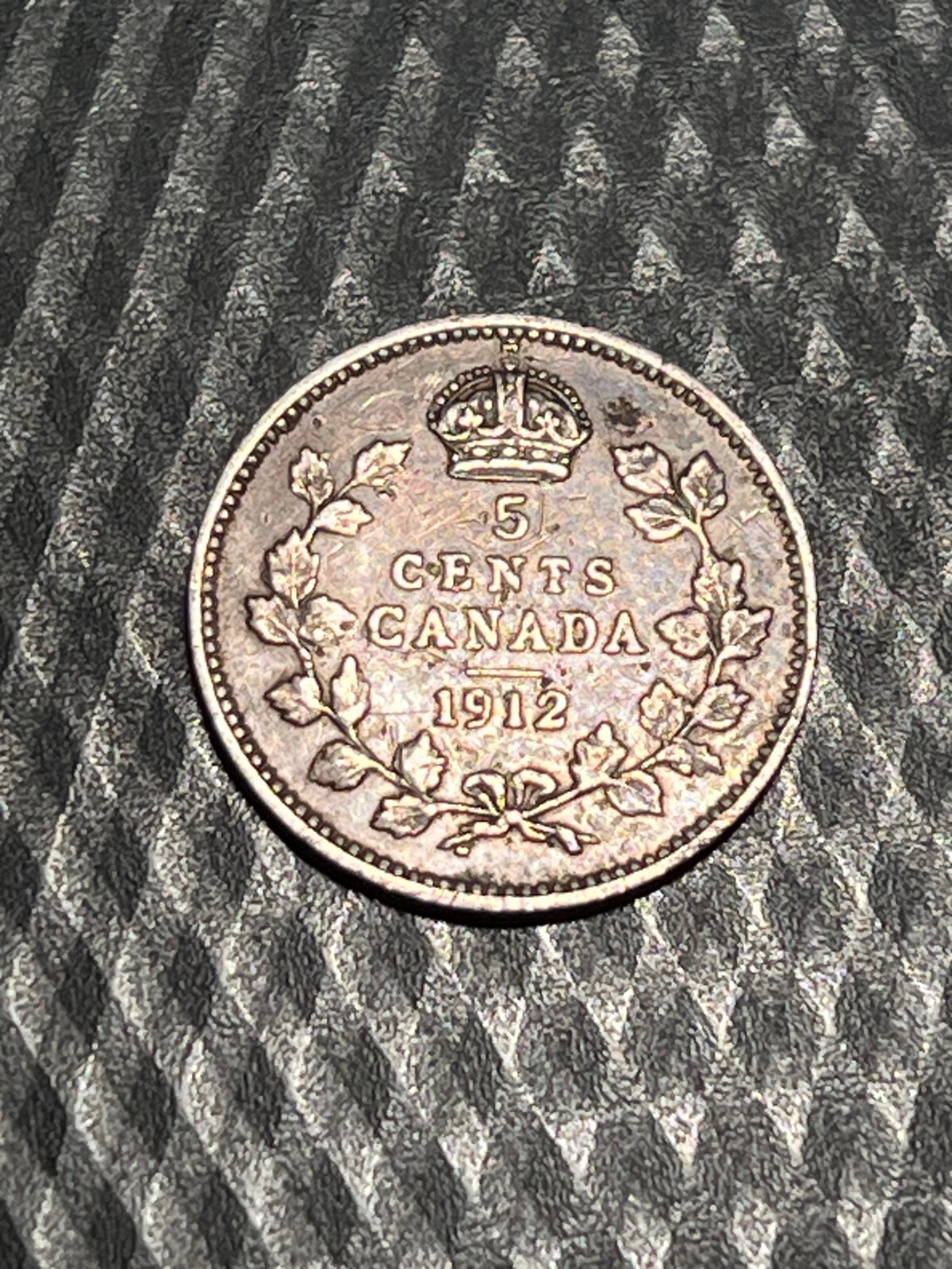 1912 Canada  SILVER 5 CENTS Sterling - XF  #Z1