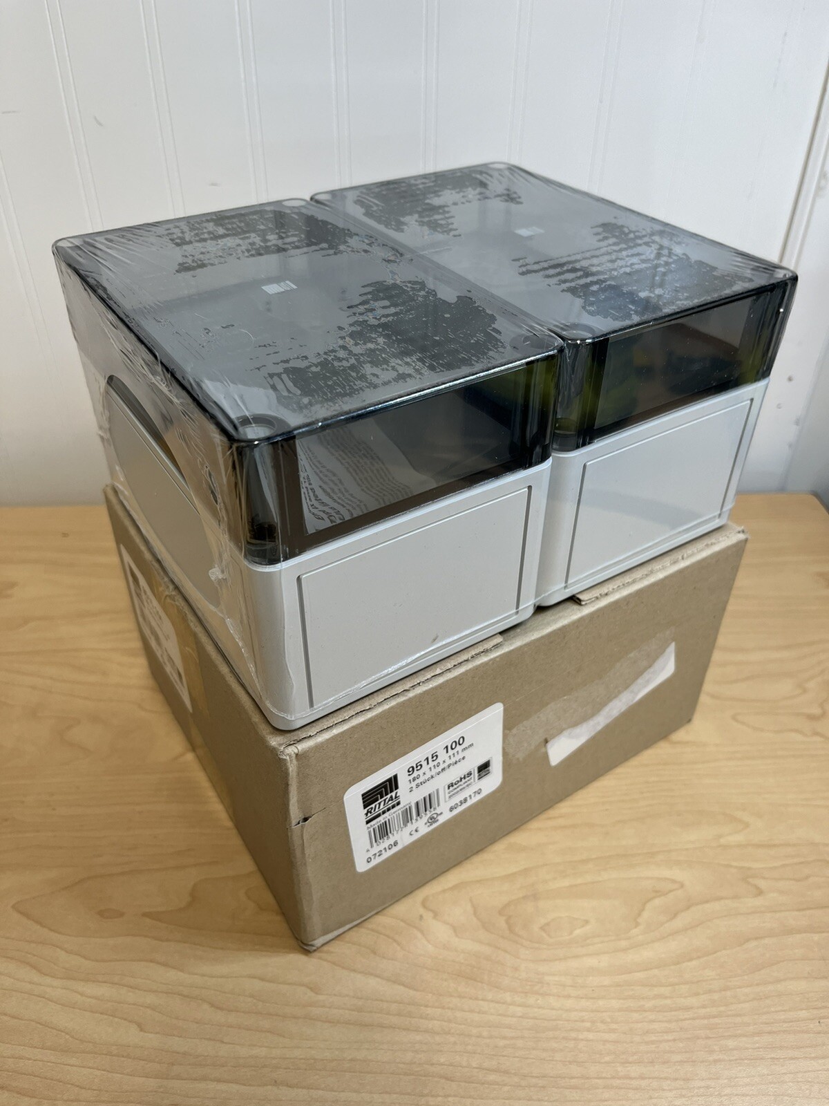 NEW! RITTAL 9515 100 Plastic Wall Mounted Enclosure 072106 - Two Pack - 9515.100