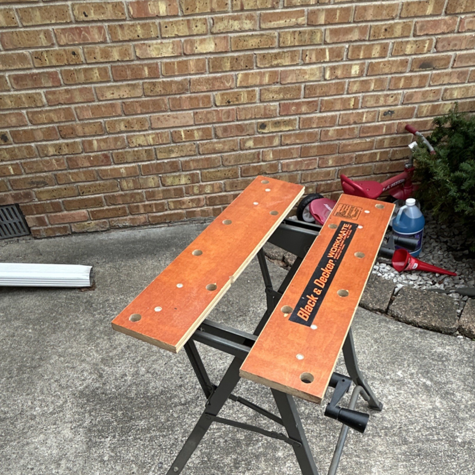 Black & Decker Workmate 225 79-005 Portable Foldable Work Bench, Clamp