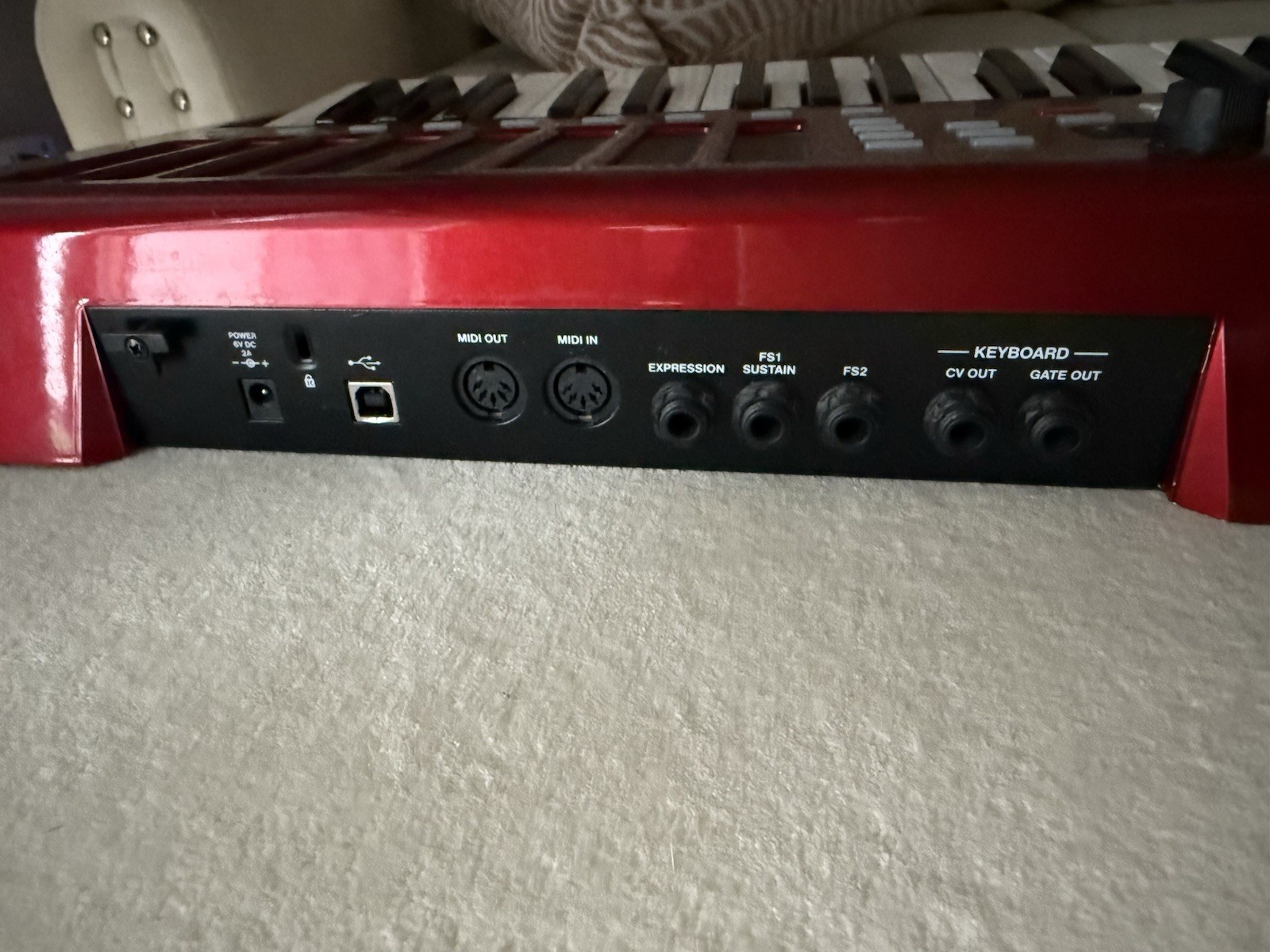Akai Professional MAX49 USB/MIDI/CV Keyboard Controller with Touch Faders TESTED