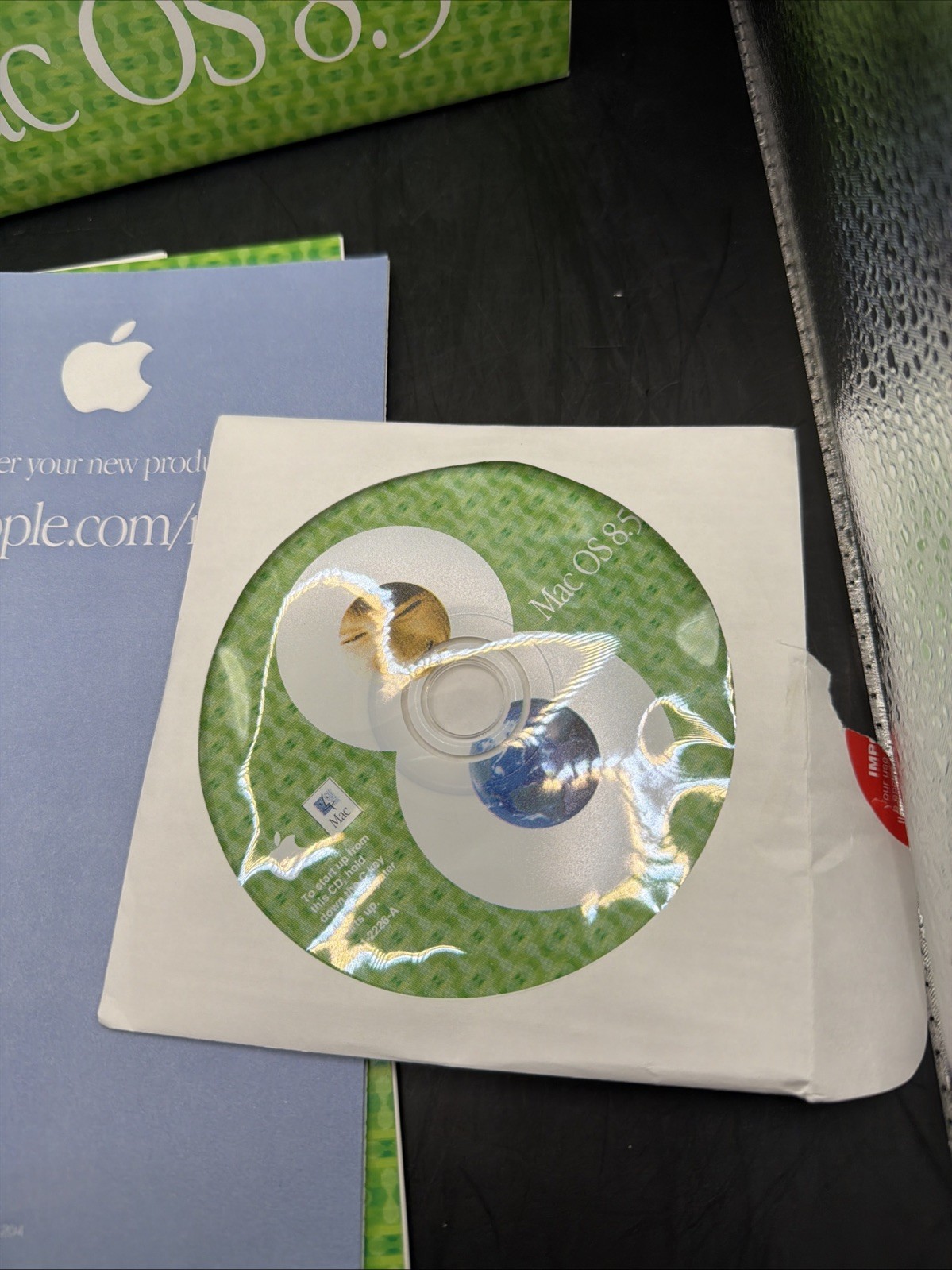 Apple Mac OS 8.5 (1998) Operating System CD-ROM w/ Retail Box