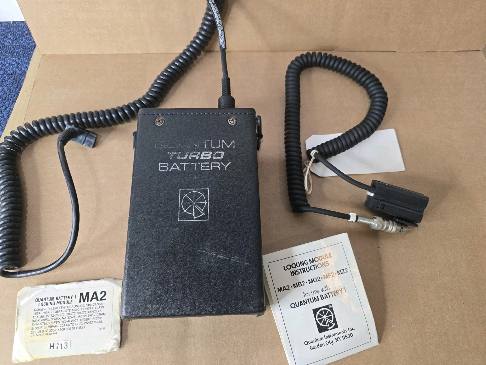 QTB Quantum Turbo Battery Untested  For Parts / No Charger Includes Flash Wires
