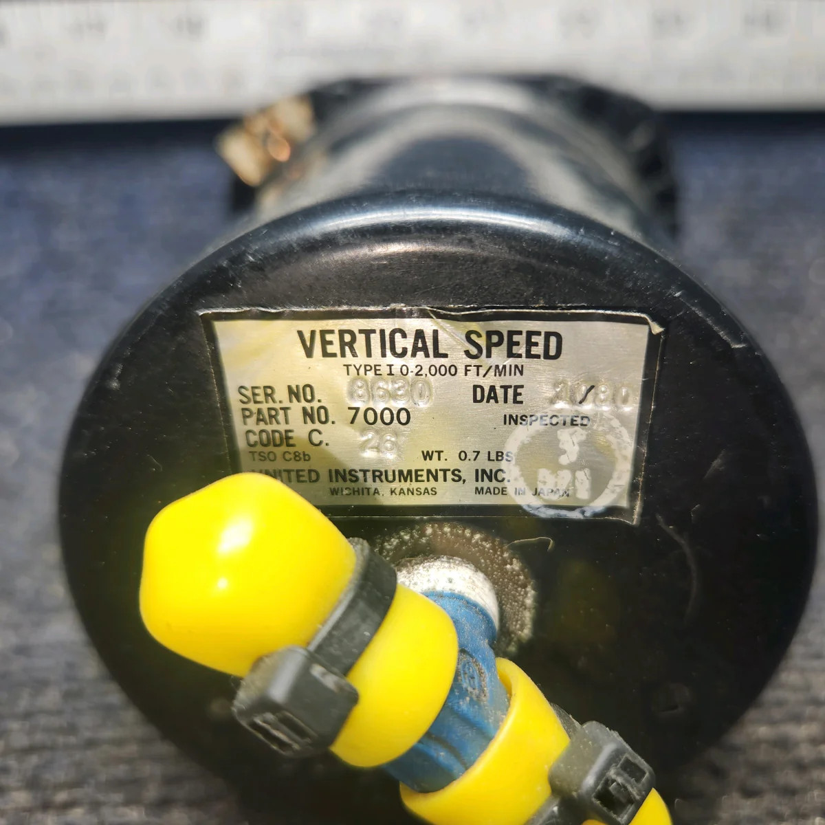7000 | United Instruments | Cessna 172 | Vertical Speed Indicator