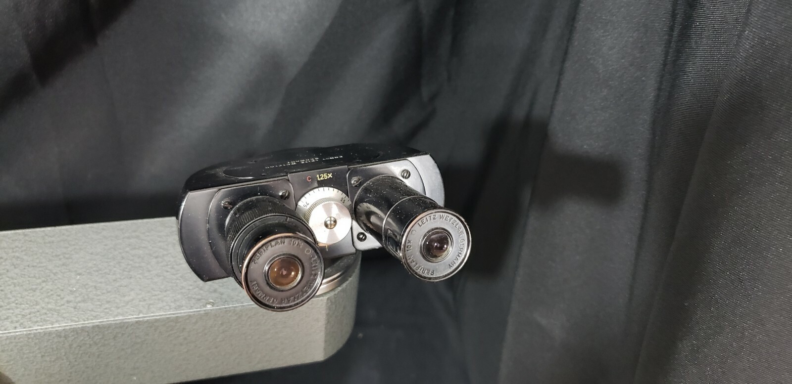 Ernst Leitz Wetzlar Laboratory Microscope Germany W/ Duel bar Teaching Head