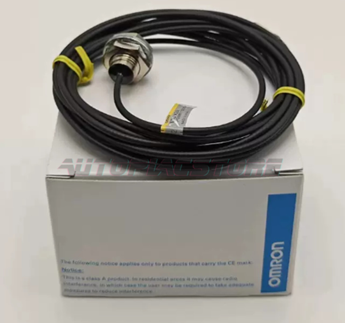 New Omron E2C-X2A Proximity Switch