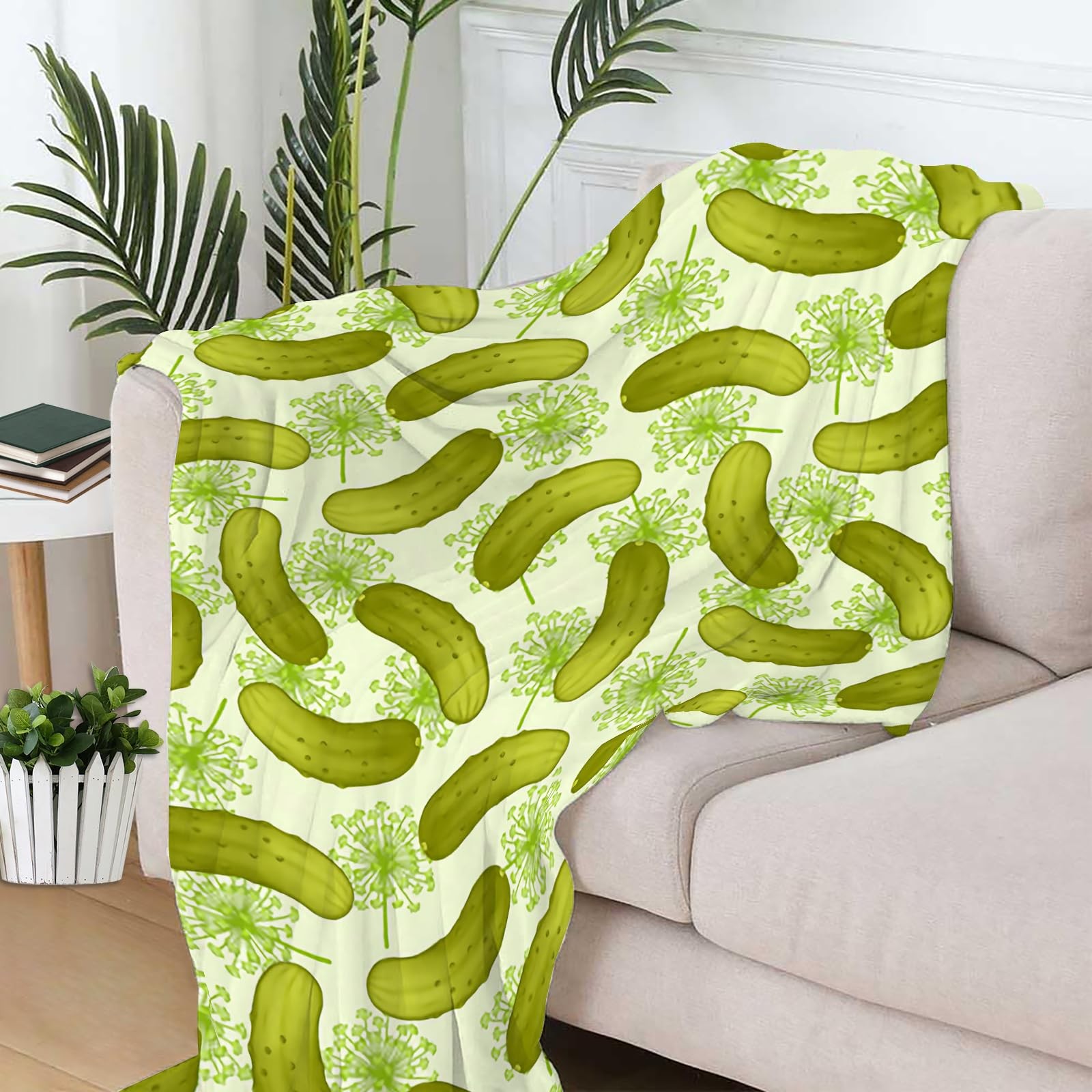 Dill Pickles Throw Blanket Soft Warm Cozy Lightweight Decorative Blanket for ...