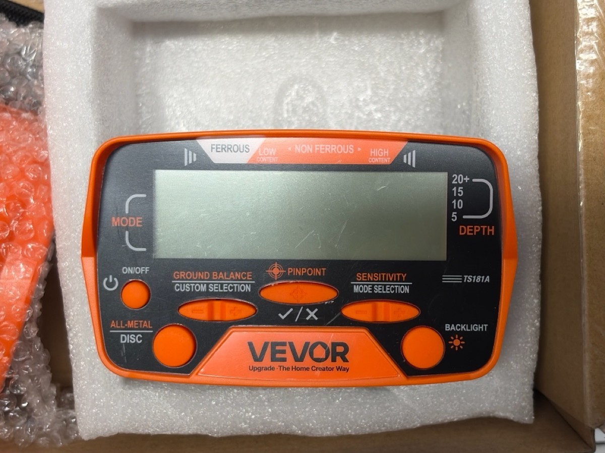 VEVOR METAL DETECTOR (P31016283)