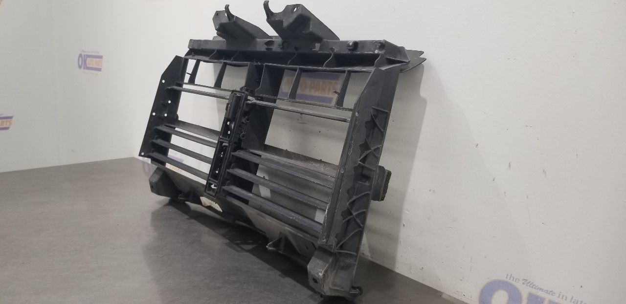 15 DODGE RAM 1500 AIR SHUTTER 3.0L