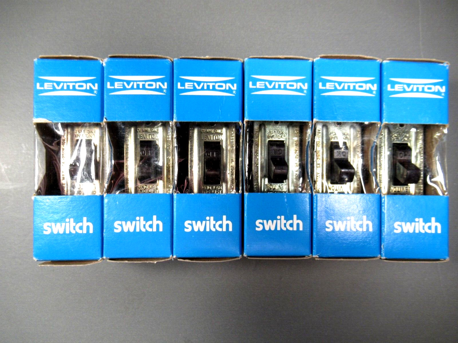 LEVITON 1330SP  BROWN SINGLE POLE FLUSH TOGGLE SWITCH, 10A-125V, 5A-250V (LOT 6)