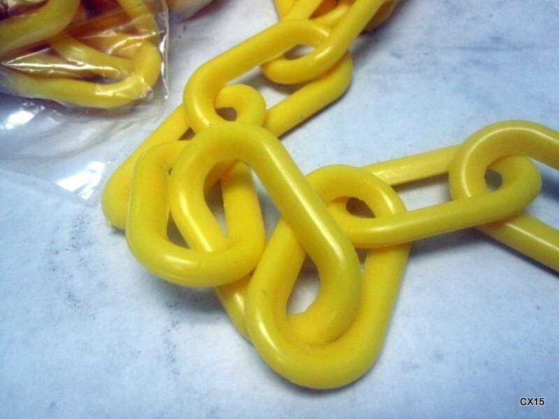 MR Chain 50002-25 Plastic Chain,2" Size,25 Ft. L,Yellow