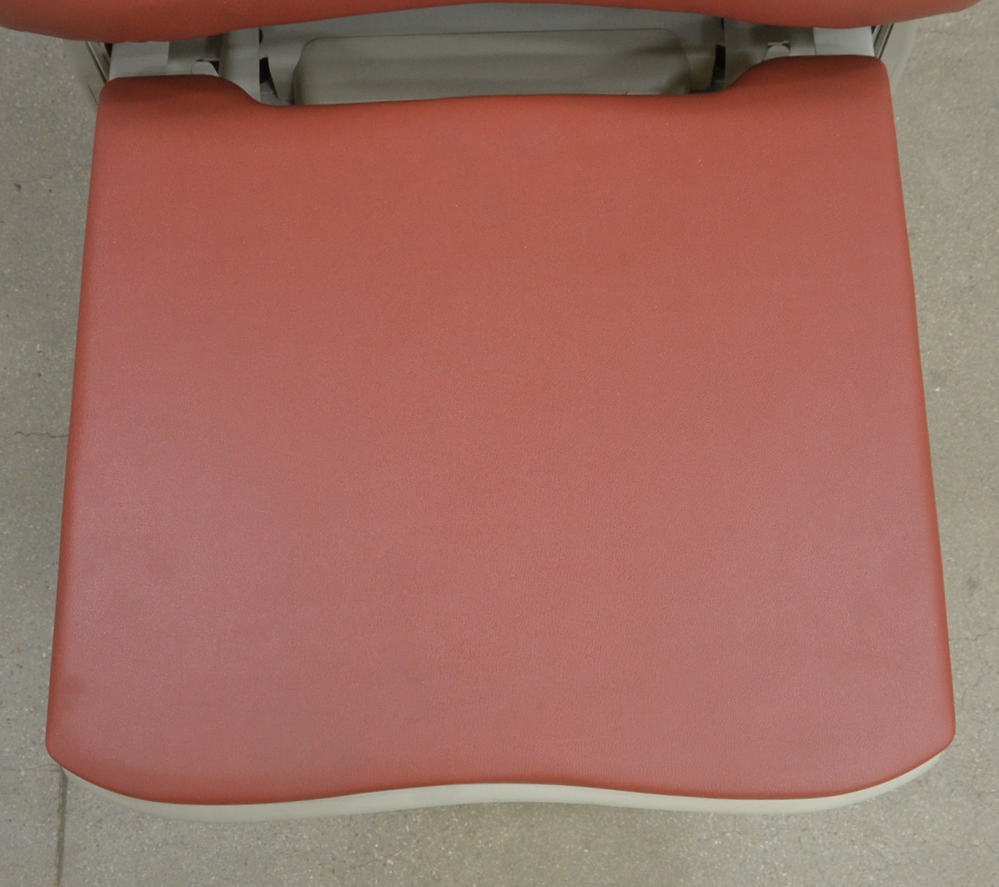 Midmark Ritter 625 Barrier Free Power Exam Table