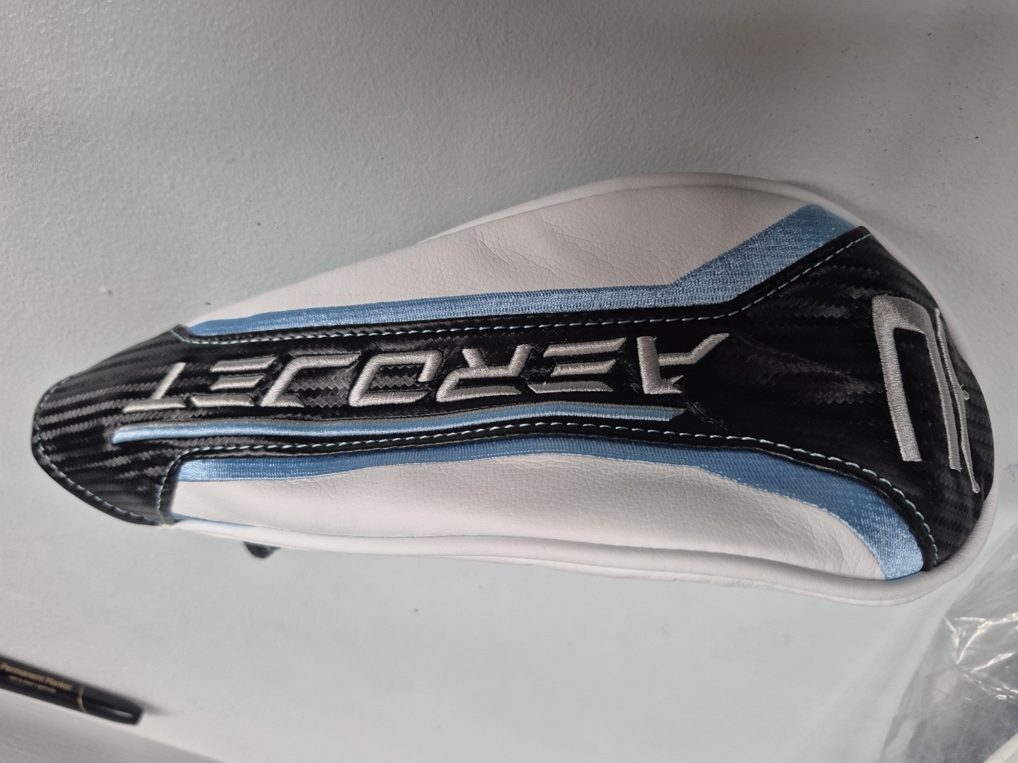 NEW OLD STOCK  2023 COBRA AEROJET  FW #5 HEAD COVER-BLACK/WHITE/BLUE (GC15)