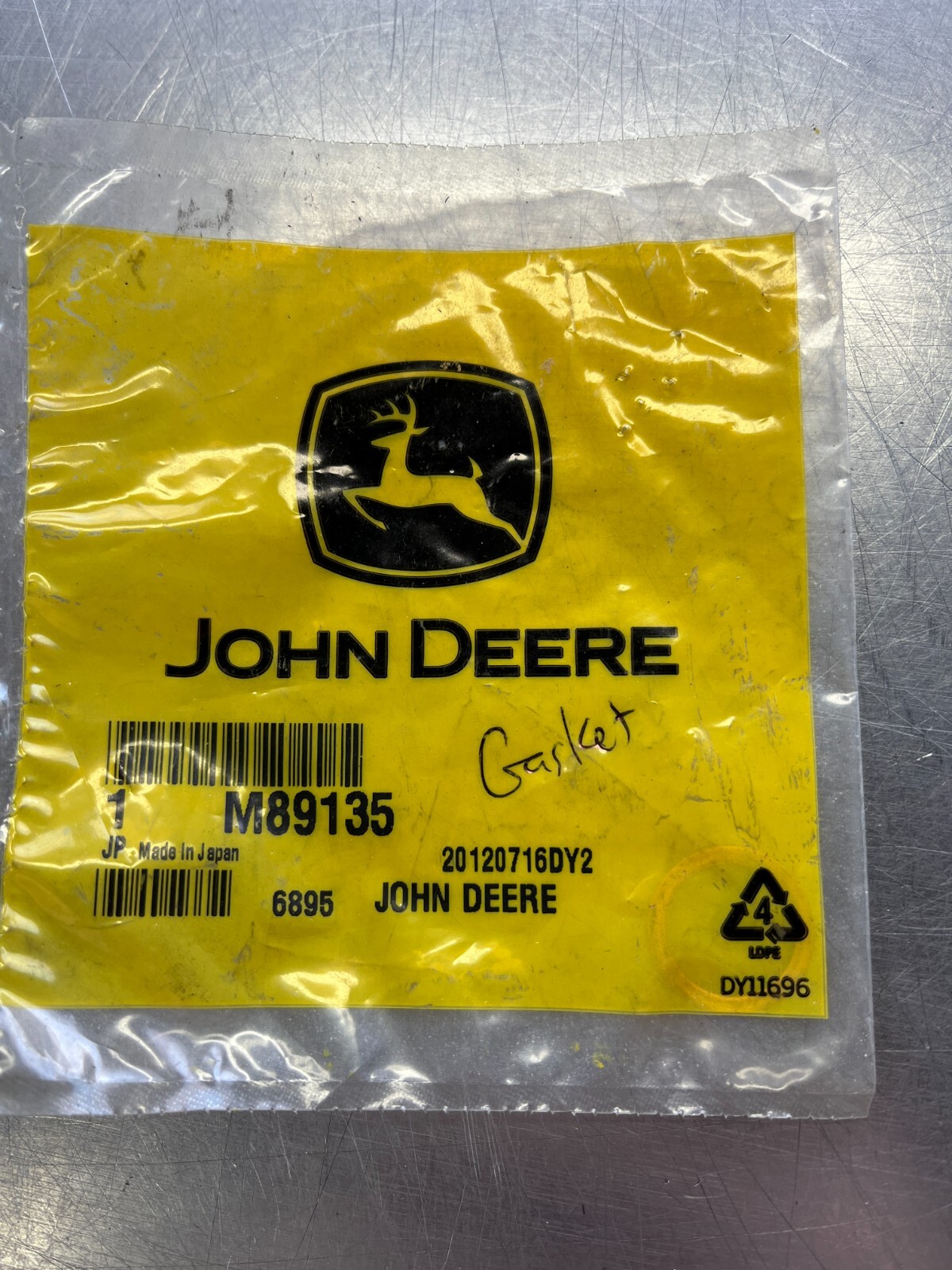 M89135 Genuine OEM John Deere GASKET