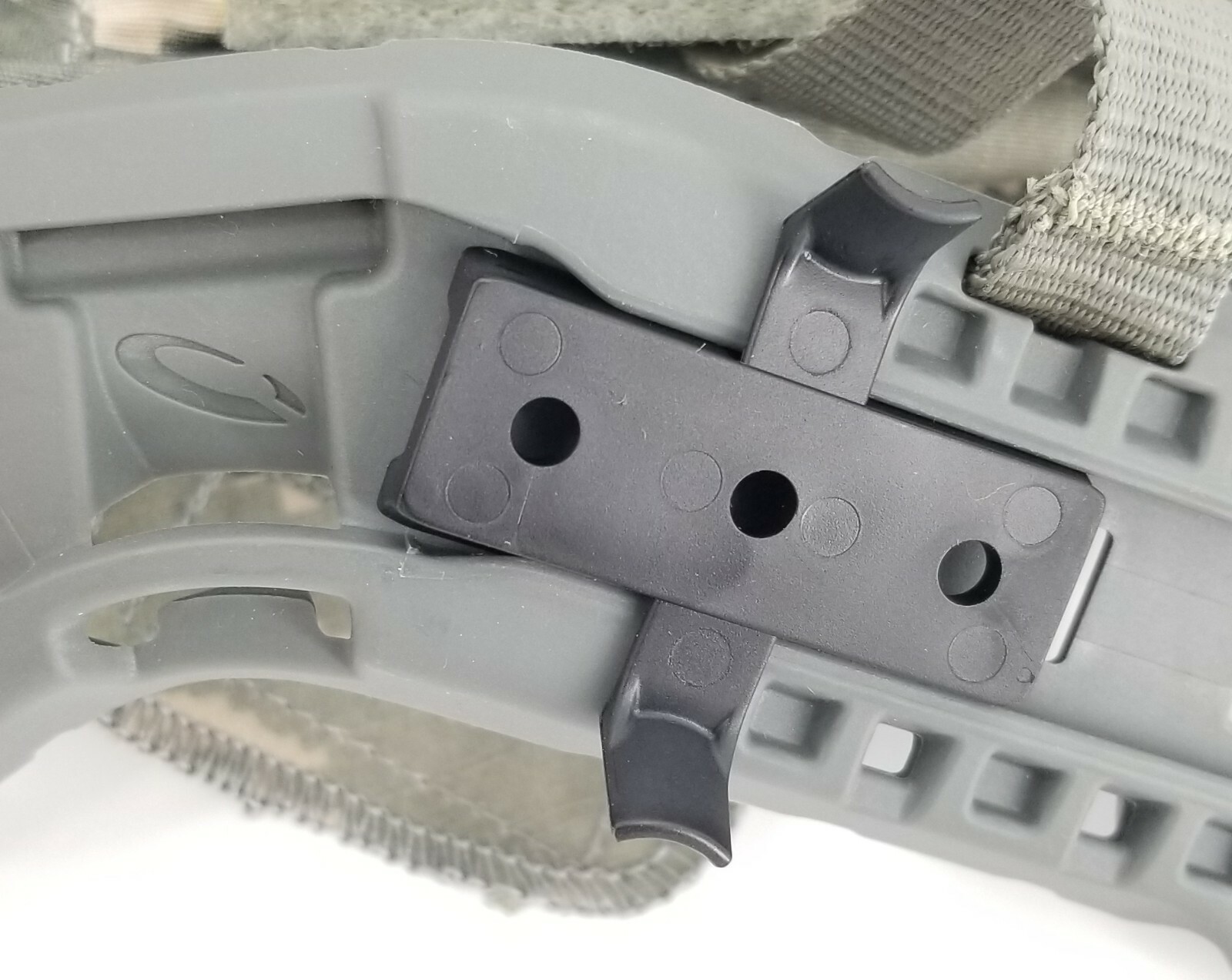 2-OPS-Core Wing-Loc Rail Adapter Black