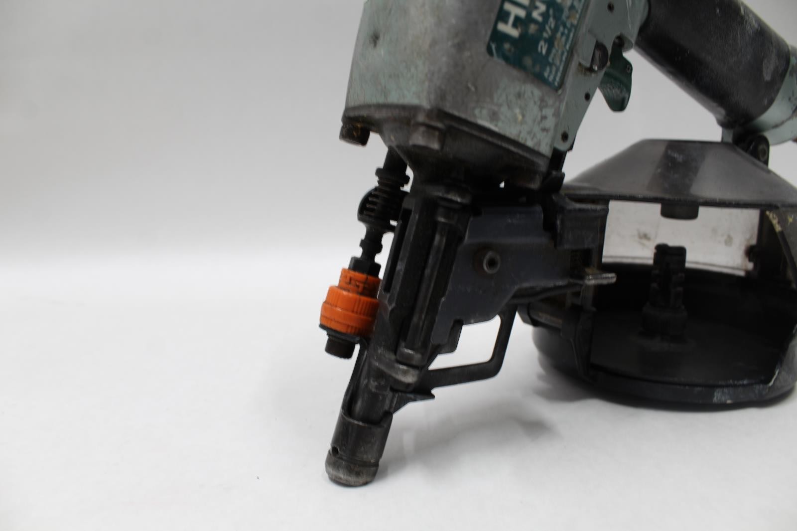 Hitachi 2-1/2" Pneumatic Coil Nailer, NV 65AH2