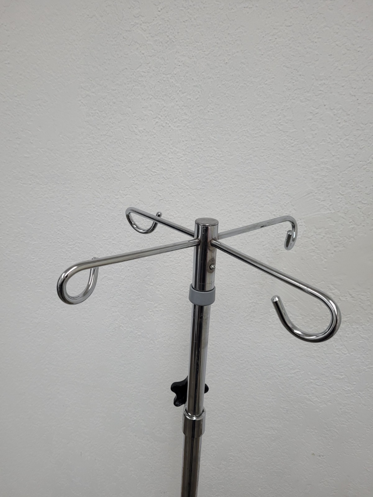 5 Leg IV Pole Stainless W/ 4 Hooks 70"-100"