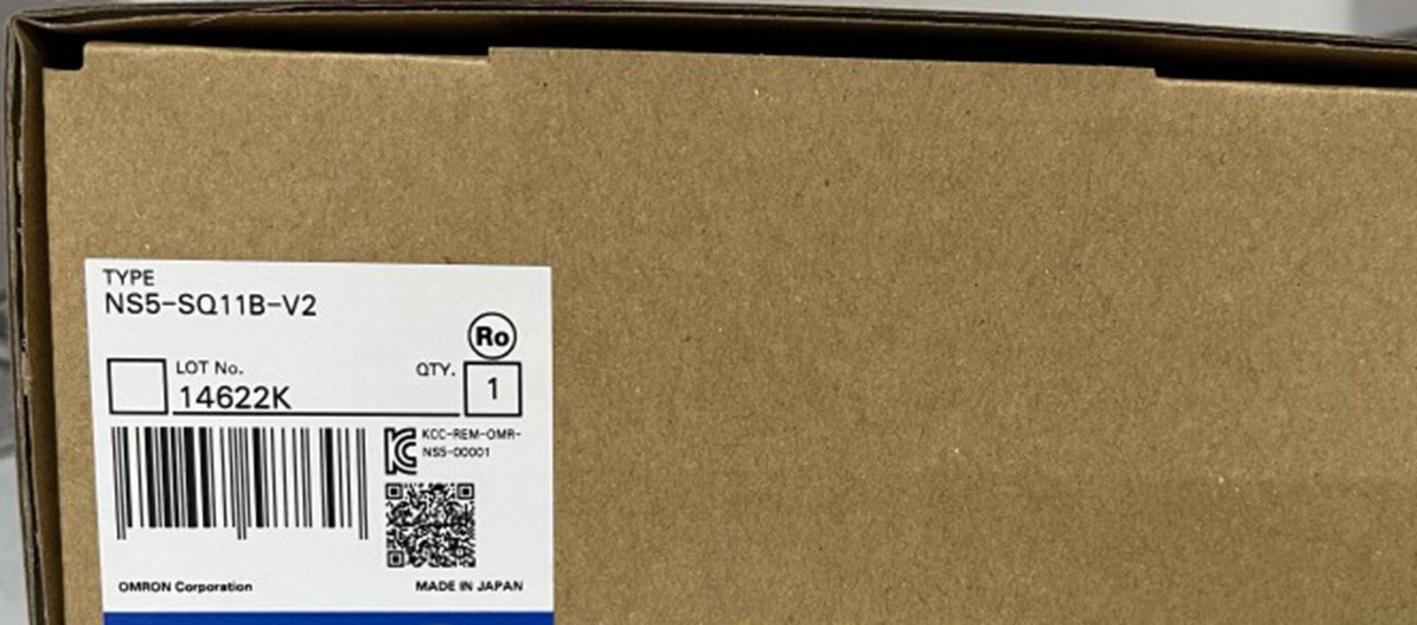 NEW OMRON NS5-SQ11B-V2 Touch Panel