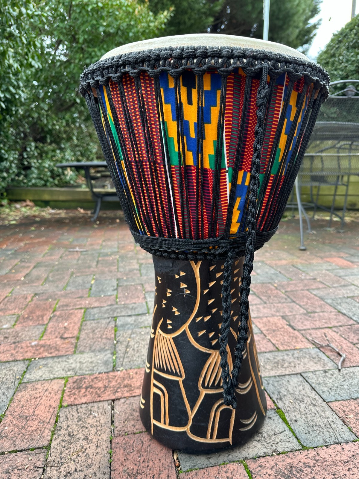 Africa Djembe Drum, traditionally hand-carved by artisans, natural goatskin head