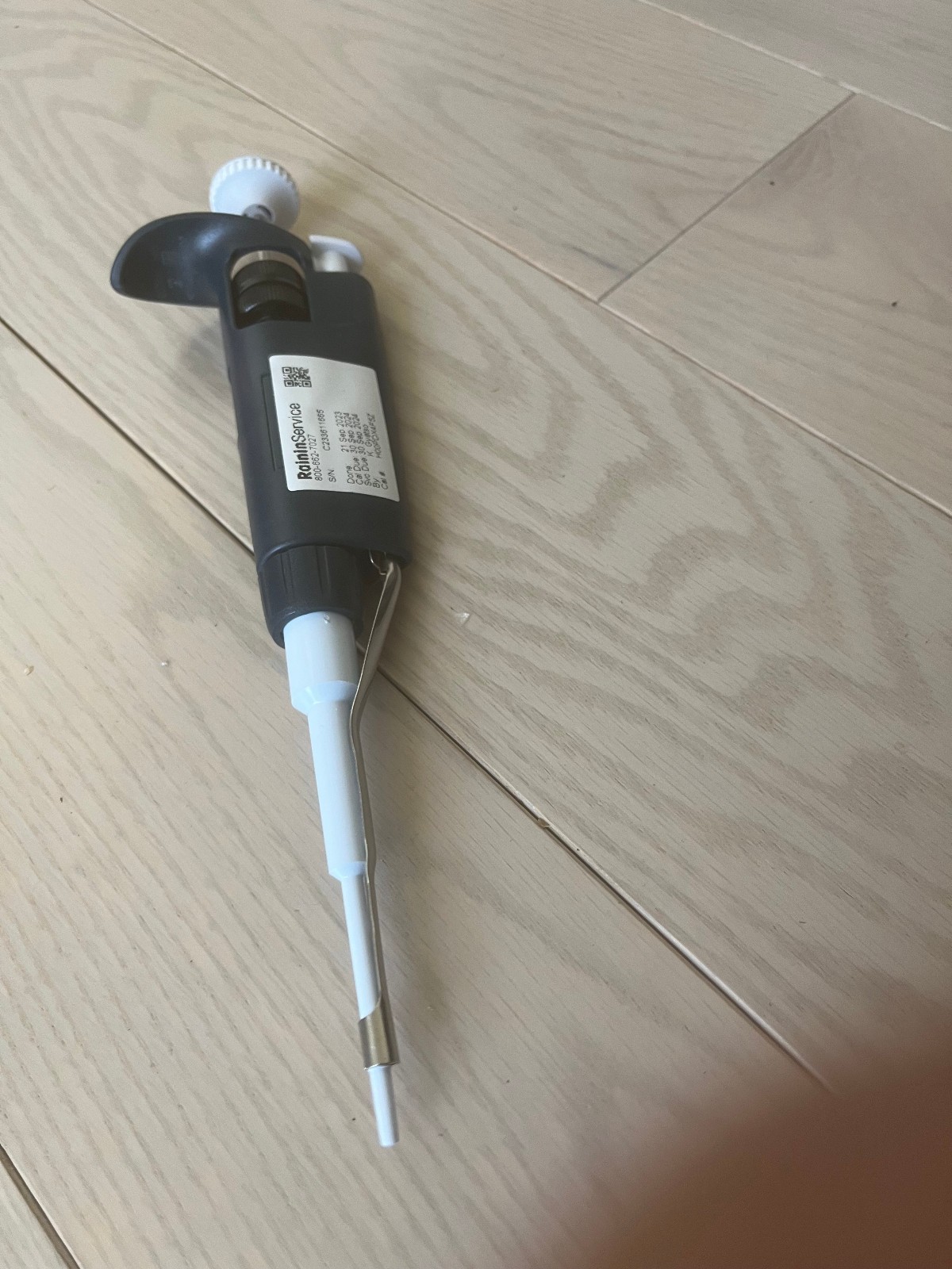 Rainin Pipet Classic    Pipettor variable  PR-2 0.2-2ul   2 universal tips
