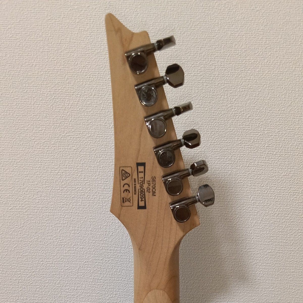 Ibanez S670QM Electric Guitar