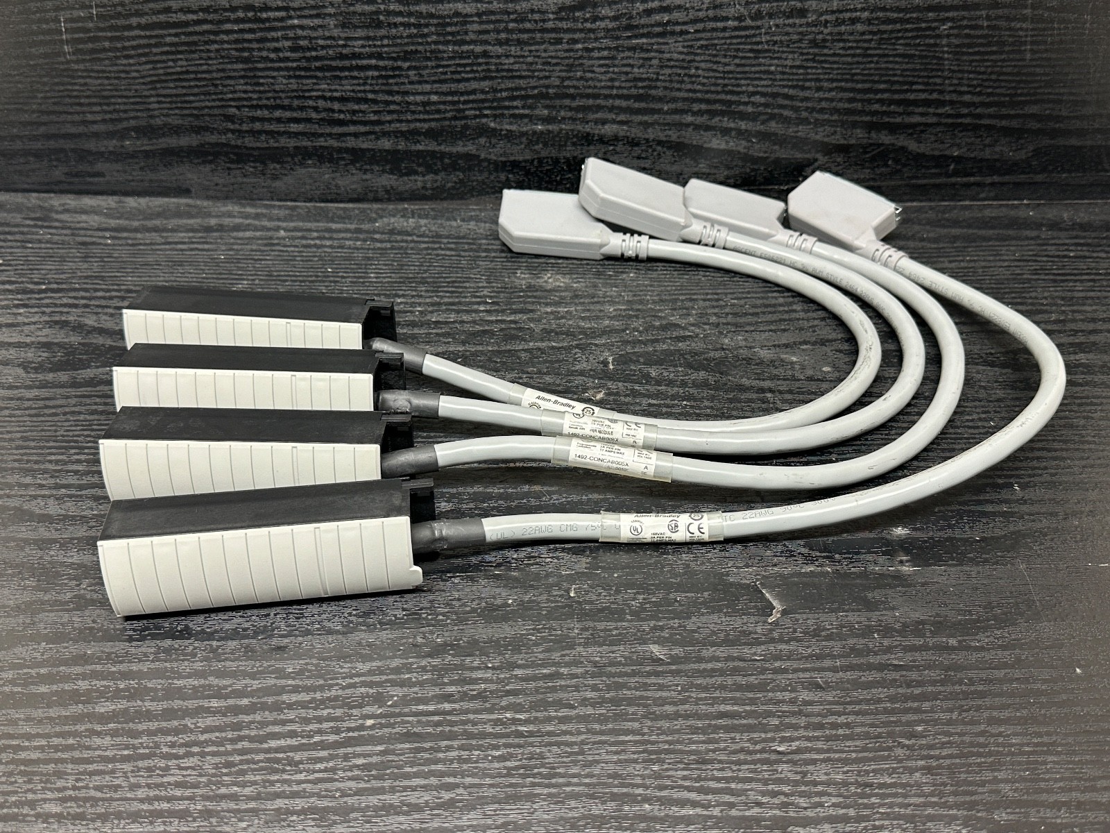 Allen Bradley 1492-CONCAB005X Pre Wire Conversion Cable 1771 to 1756 Modules PLC