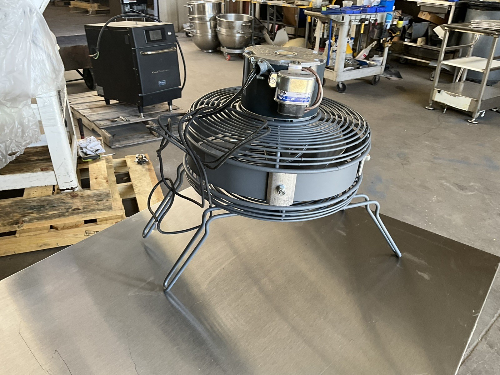 Carlyle 06DA680073 Cooling Fan Assembly (460V)