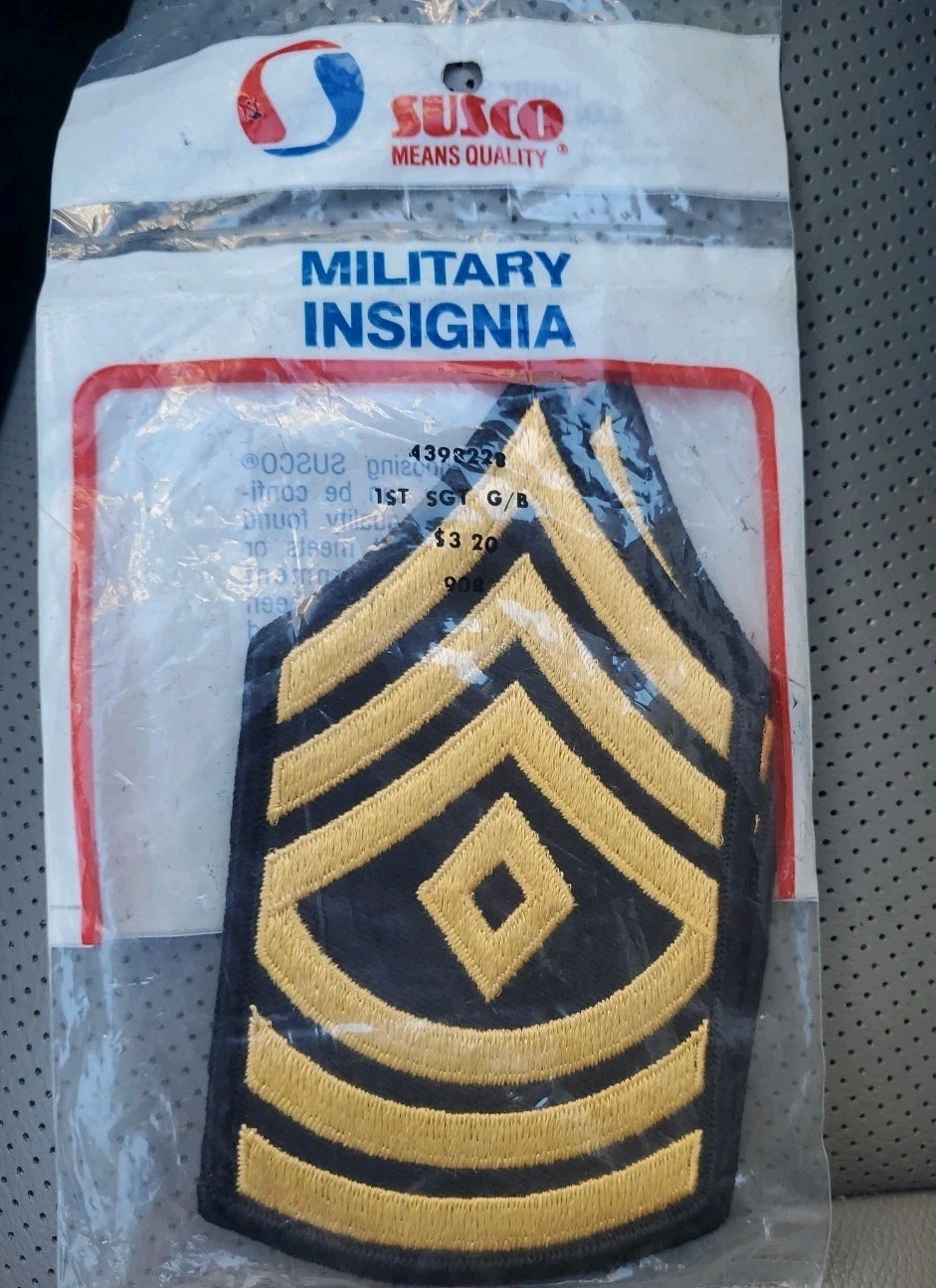 US ARMY GOLD ON BLUE CHEVRONS PAIR 1ST SERGEANT