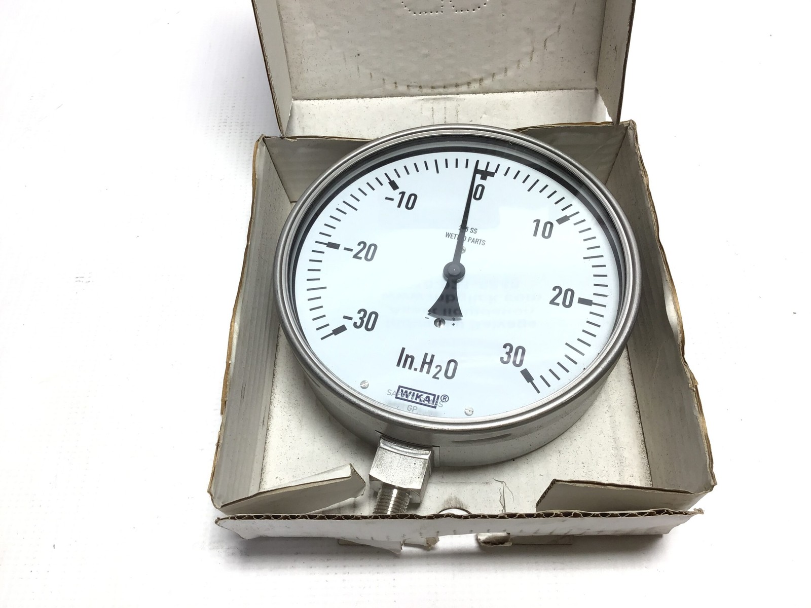 Wika Pressure Gauges -30 0 30 In. H?O 316 Stainless Steel Tube & Socket