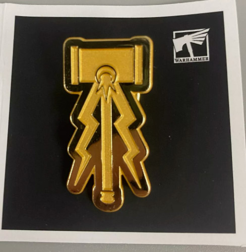 Golden Stormcast Eternals Pin-Koyo Badge-NIB-OOP-Hammer-Order-Warhammer-Sigmar