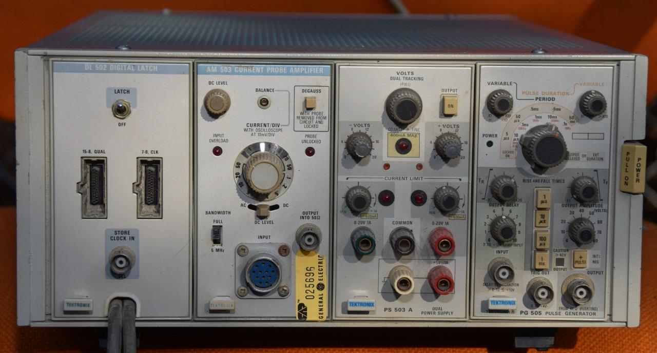 Tektronix TM504 TM 504 Mainframe + DL 502, AM 503 Amp, PS 503a, PG 505 Plug Ins