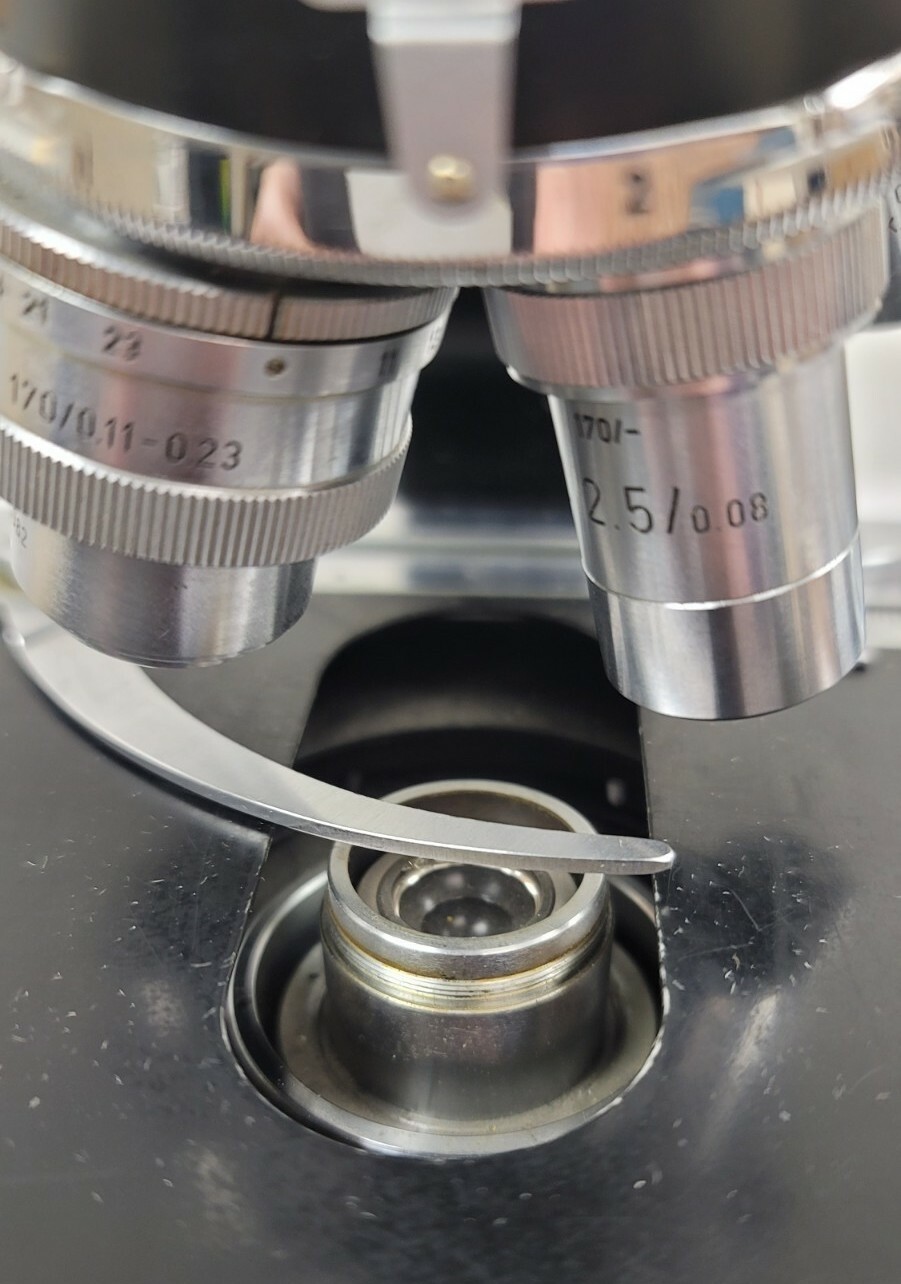 Leitz Wetzlar Ortholux Trinocular Microscope w/ Five Objectives Germany