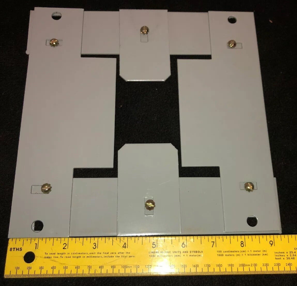 Cutler-Hammer Wall Flange 200% BUD0299G18