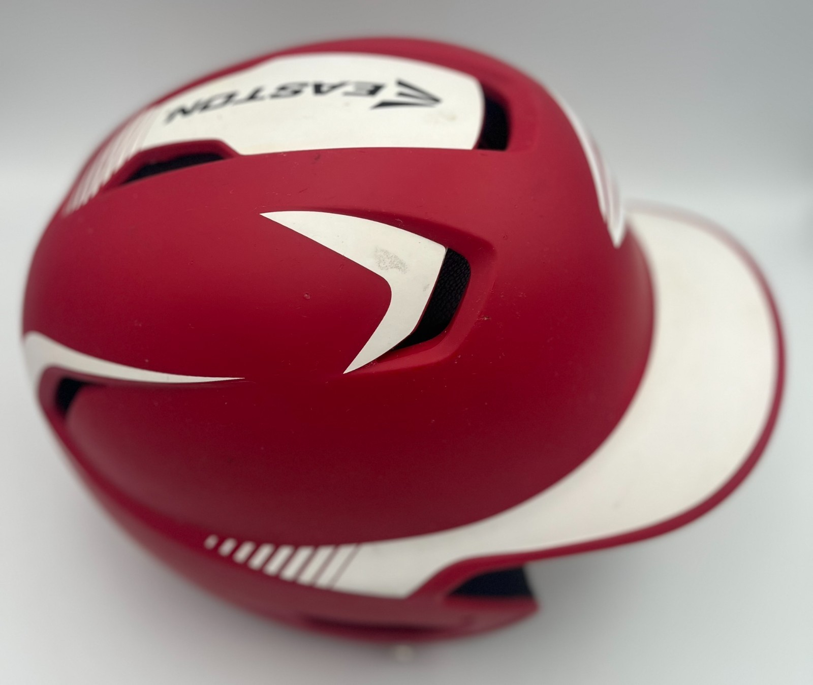 Easton Z5 Grip Junior Batting Helmet Red/White 6 3/8–7 1/8
