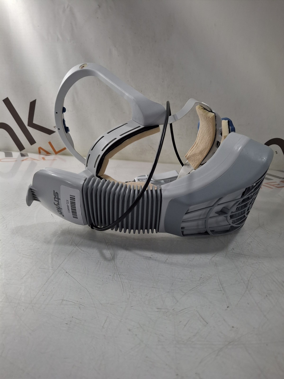 Stryker 0408-600 Flyte Helmet 0.47Kg & 0408-800-300 Power Cord