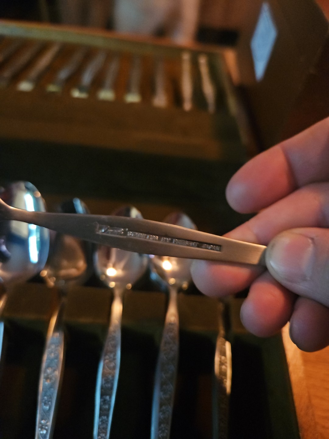 Imari Present Midcentury Stainless Steel Flatware Japan floral Service For 10