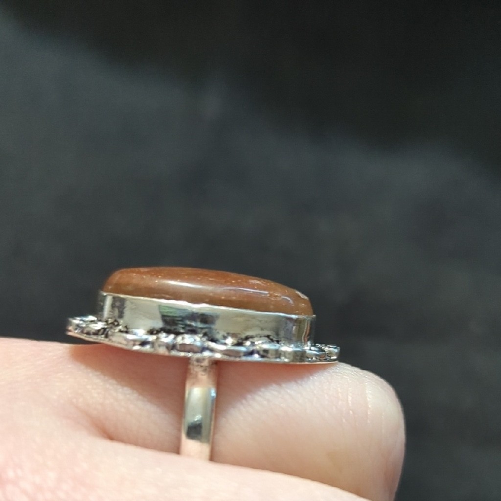 Silver Plated Peach Sunstone Gemstone Oval Statement Ring - Size 8.75
