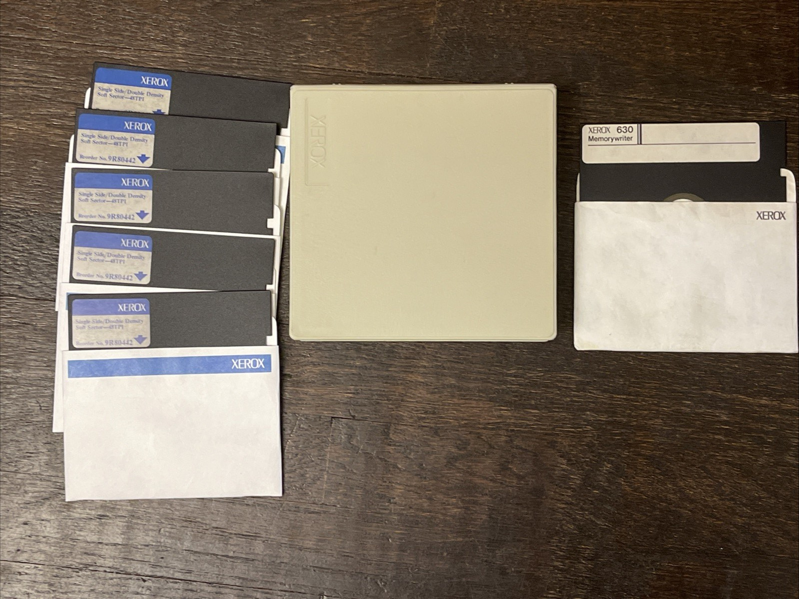 Vintage XEROX 5 1/4" Diskettes Lot 5 & Storage Case Box