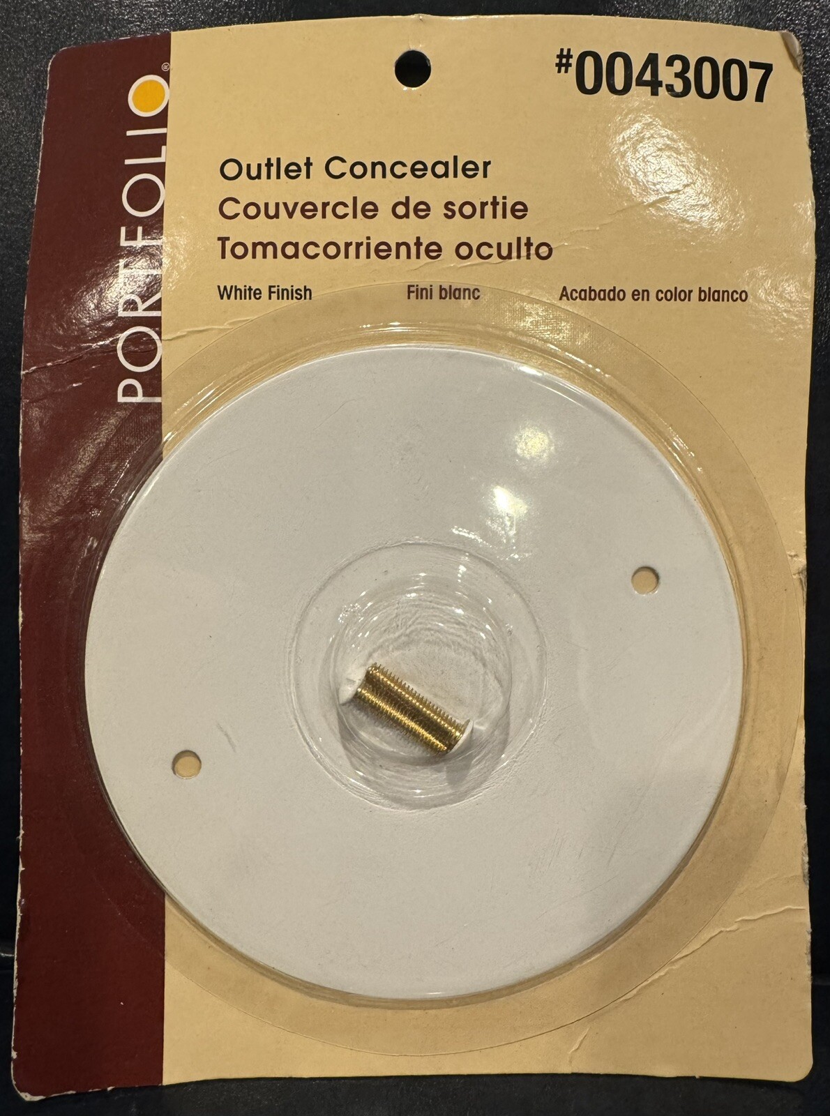 Portfolio Outlet Concealer 4 3/4” White #0043007 Model #888L New In Package