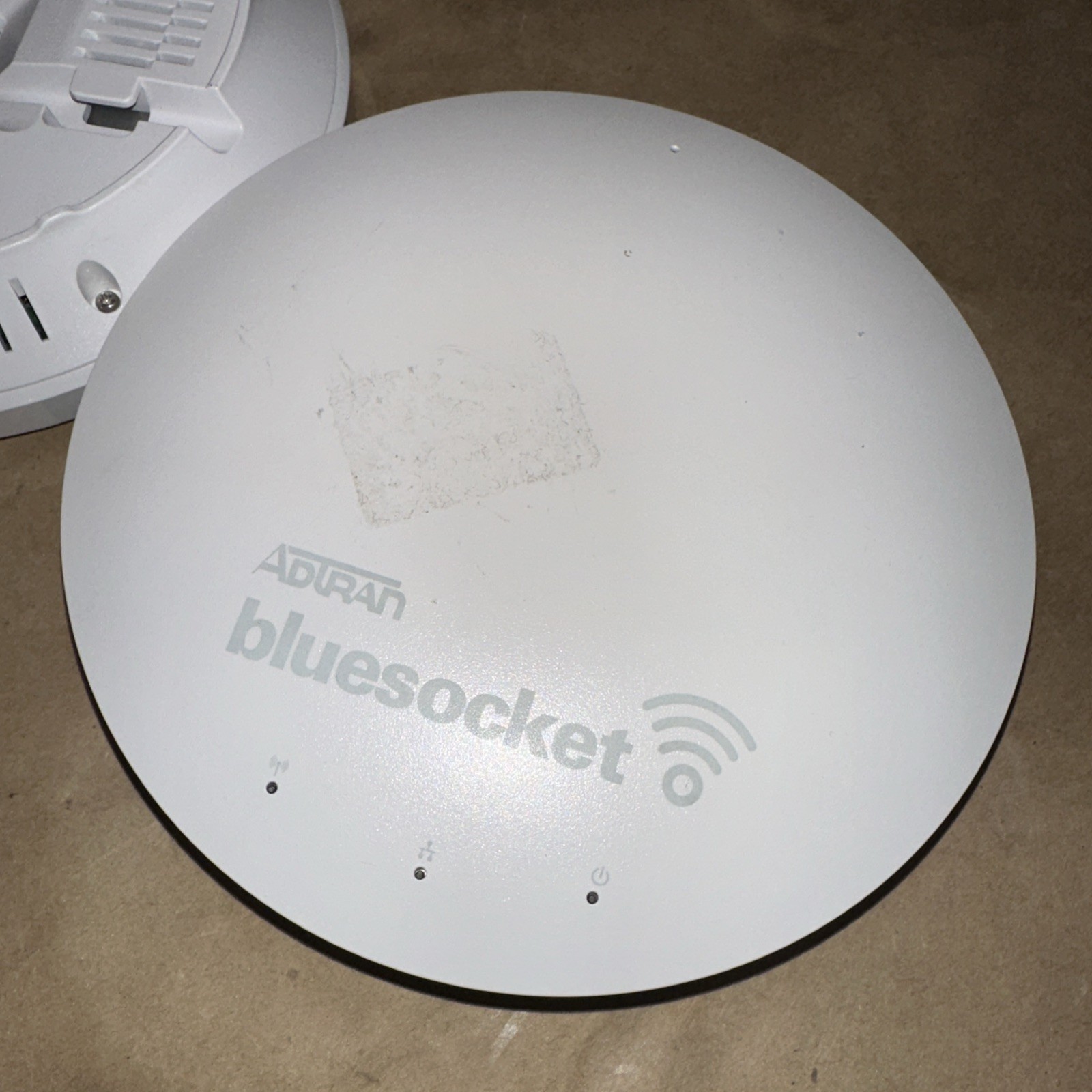 Adtran Access Points Lot of 2 – Powers On – Flashing Green Light