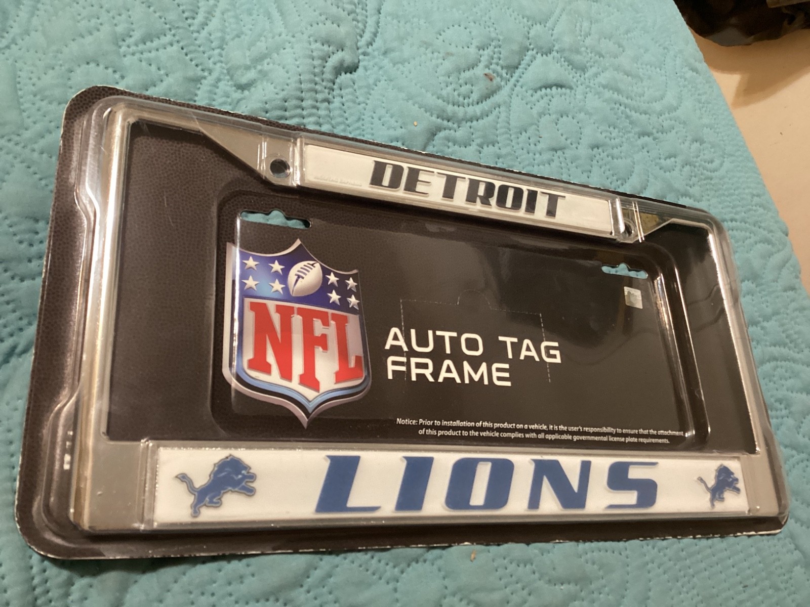 DETROIT LIONS  12 x 6  SEALED CHROME METAL LICENSE PLATE FRAME/HOLDER; FREE P&H