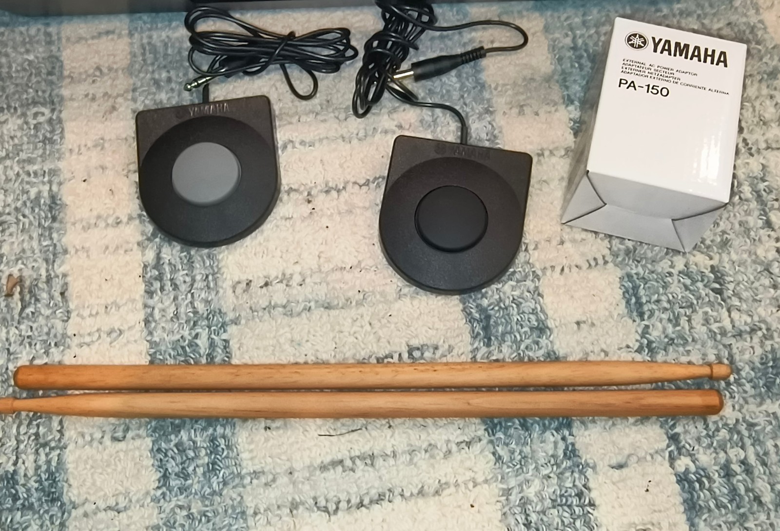 Yamaha DD75 8 Pad Digital Drum Set new open box