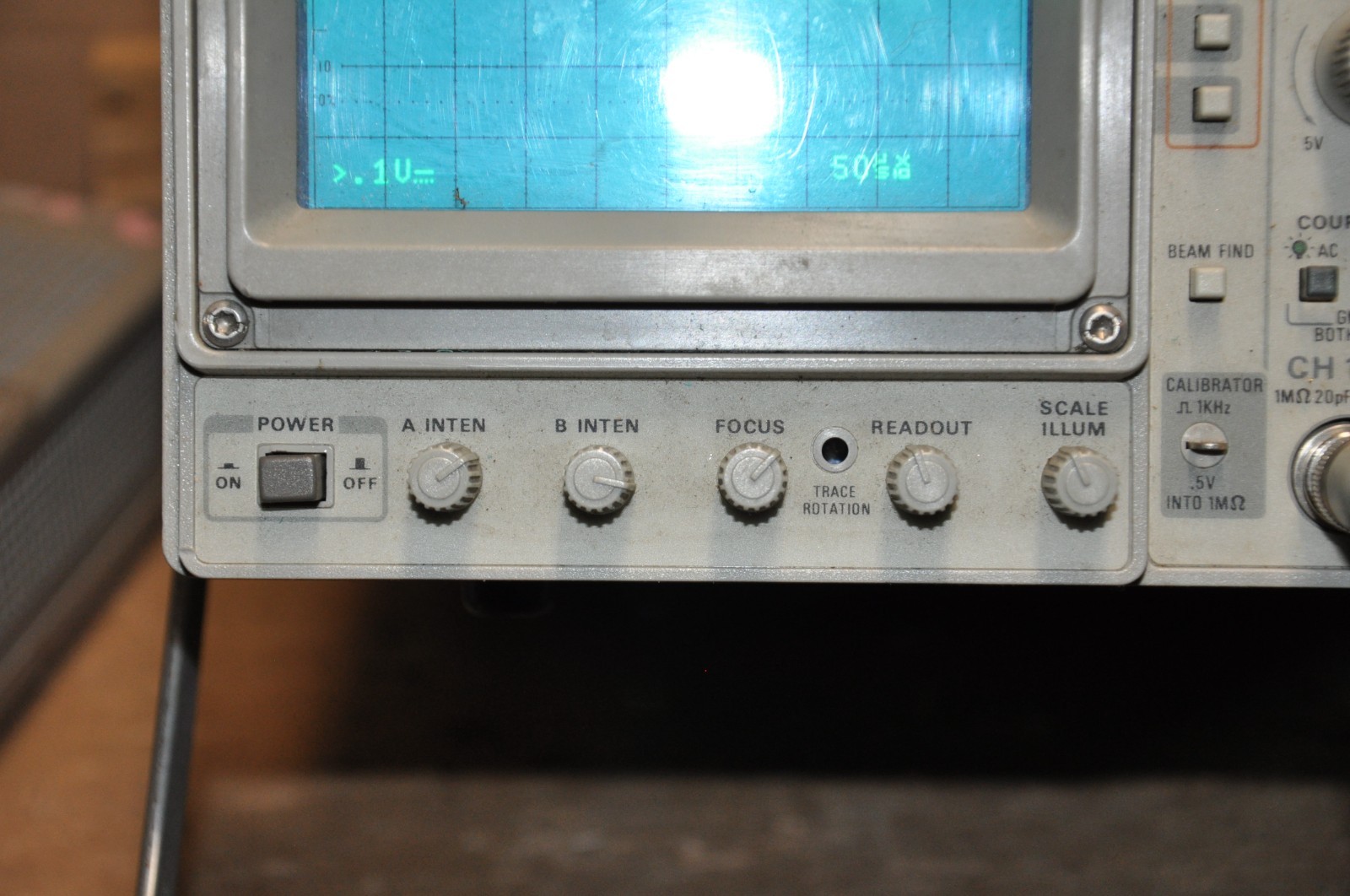 TEKTRONIX 2246 OSCILLOSCOPE +AV-5386 Probes