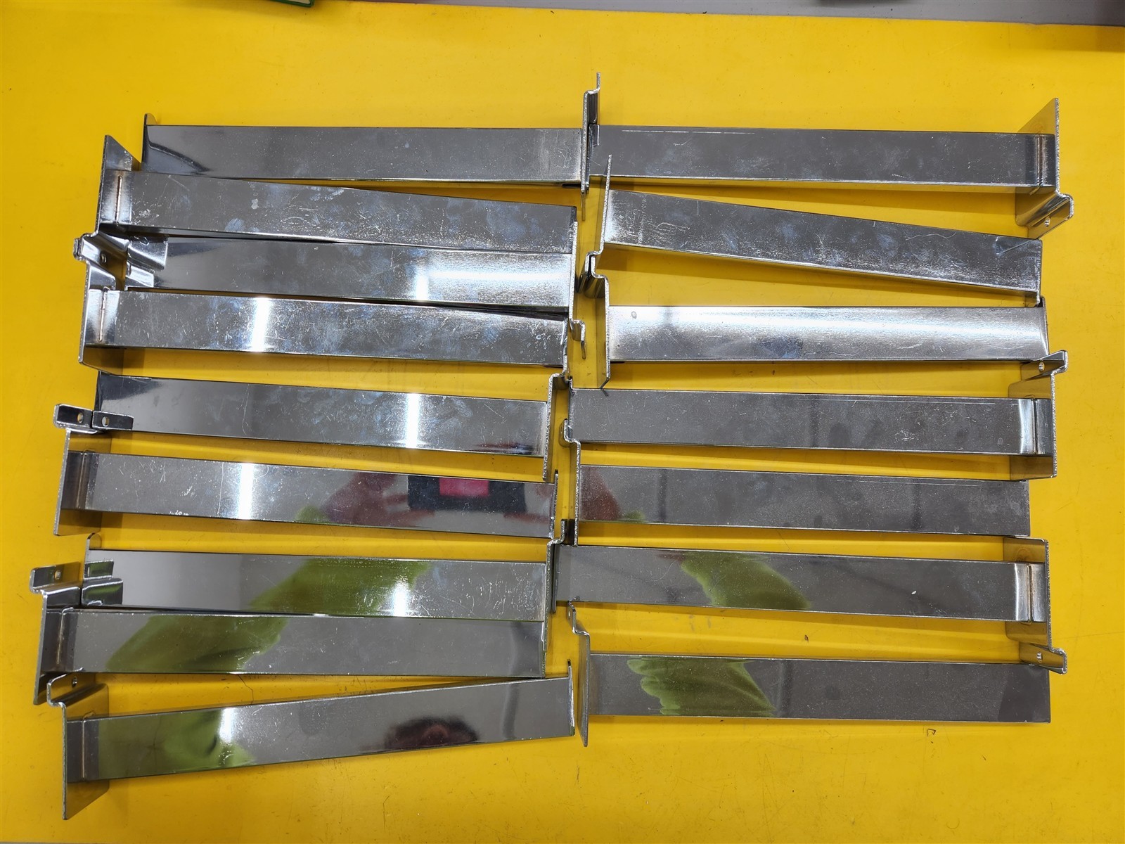 ⭐️⭐️⭐️⭐️⭐ *Lot of 16*12.25"X1.5" Slatwall Slotwall Shelf Brackets w Lip Chrome