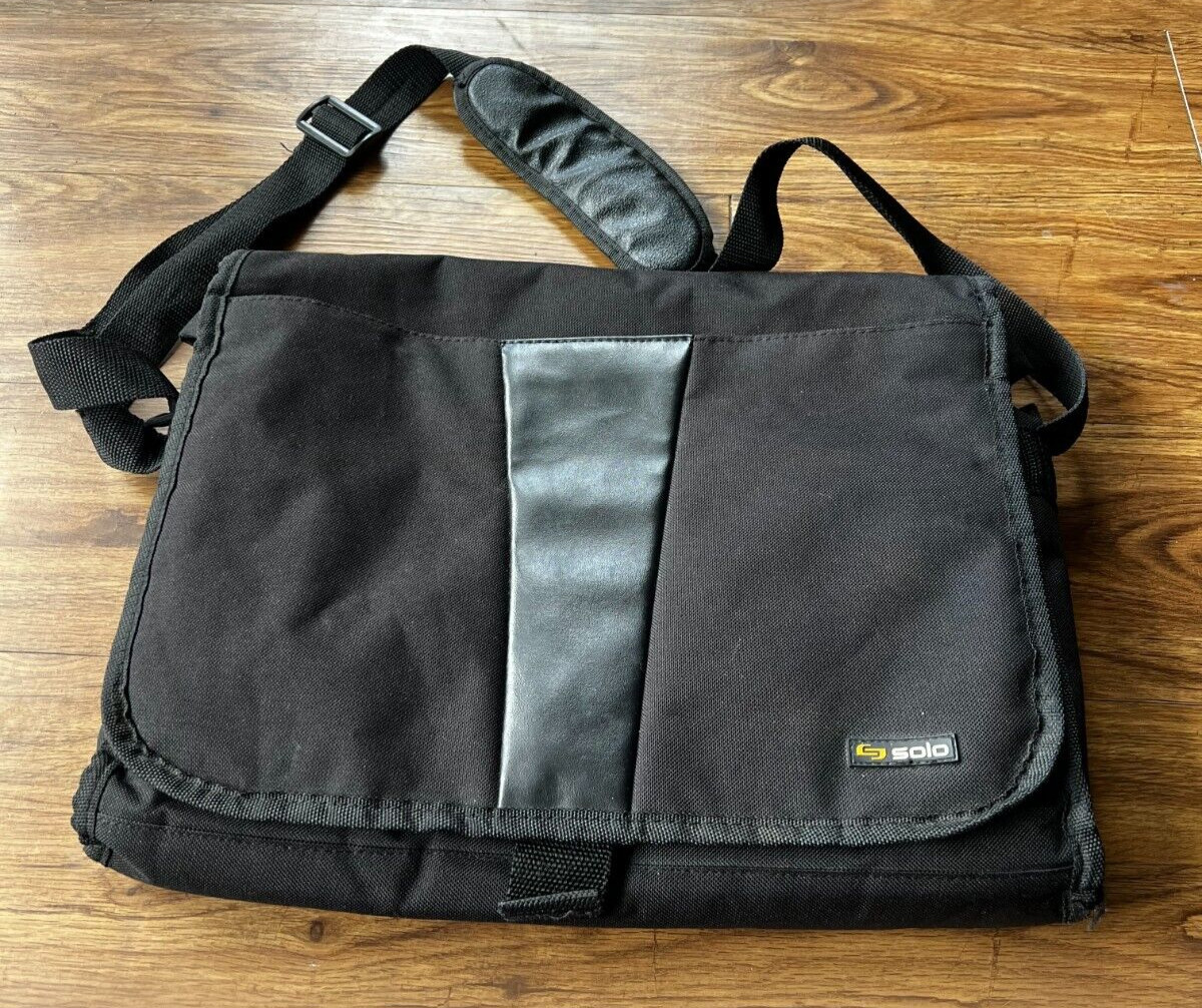 Laptop Bag SOLO Messenger bag Black