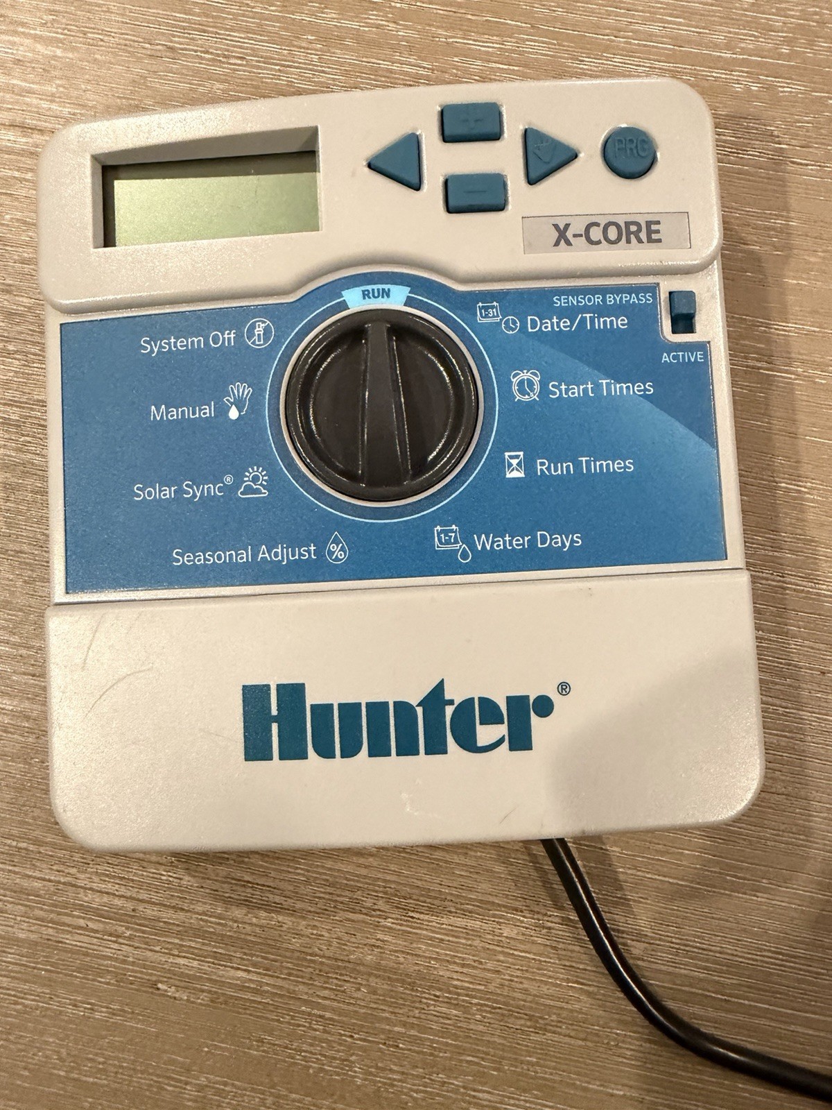 Hunter XCore XC800i Indoor Sprinkler Timer, 8 Zone Irrigation Controller for ...