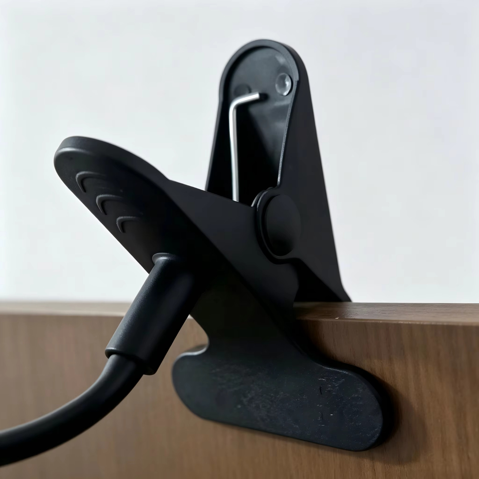 Universal Adjustable Long Arm Phone Stand Desk Bedside Mount Black
