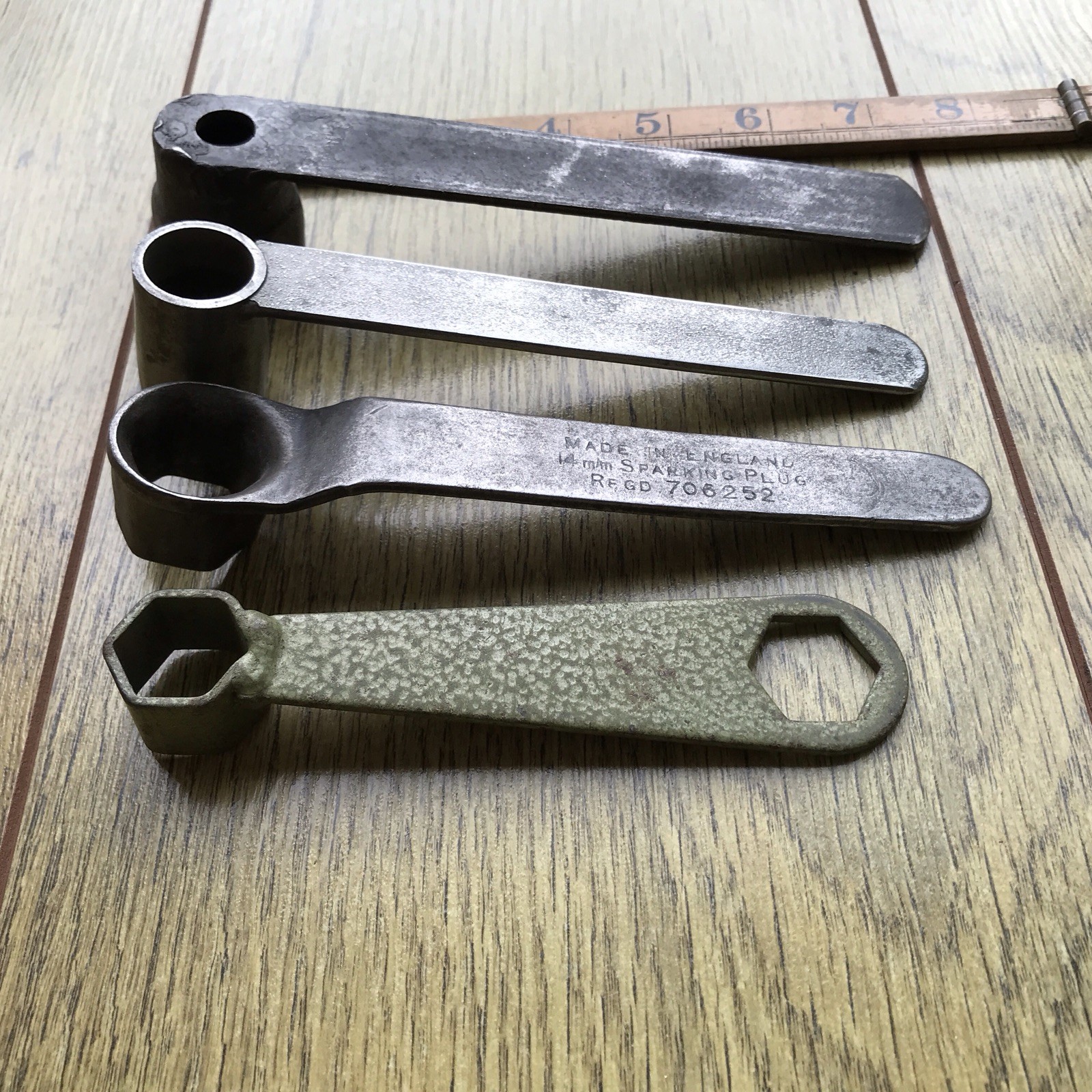 4 Vintage Spark Plug Spanners Classic Car Tool Kit.