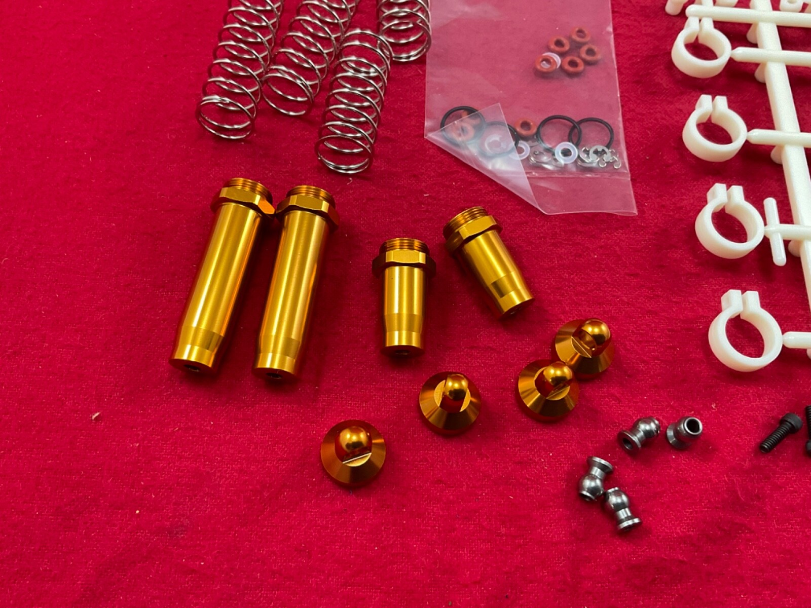 TEAM ASSOCIATED RC10 Gold Shock Absorber Set shocks 60TH 40TH CLASSIC original