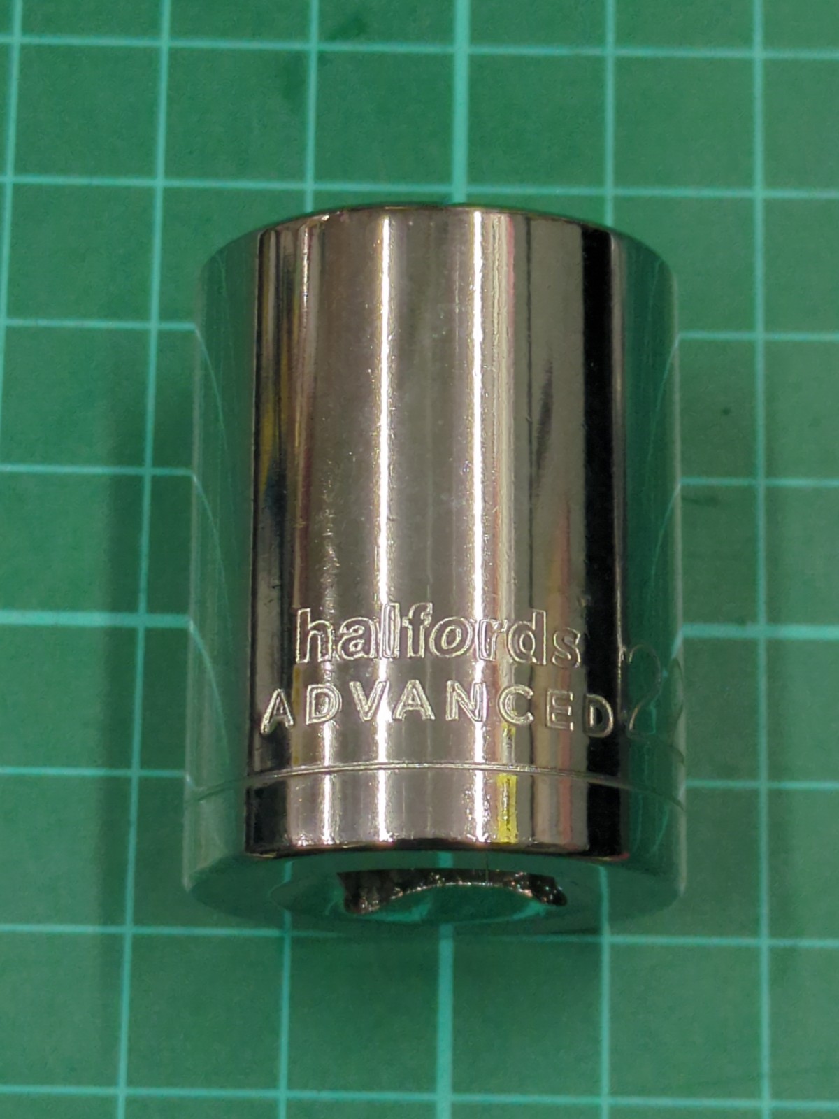 New Halfords Advanced 1/2" Drive 6 Point, 22mm CR-V Shallow Socket